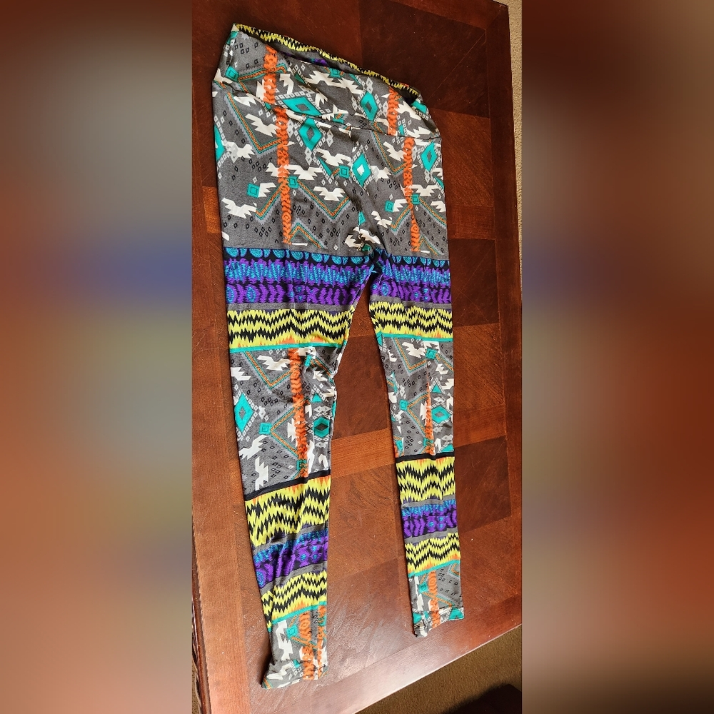 Lularoe Colorful Patterned Womens Leggings Size Tall & Curvy